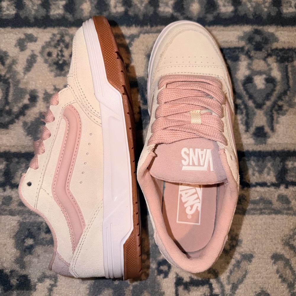 NEW Vans Hylane – Sepia Rose 🌸 | Women’s 8 / Men’s 6.5